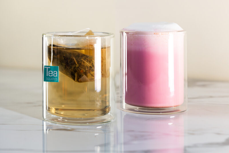 Image of 2 glasses with tea in them